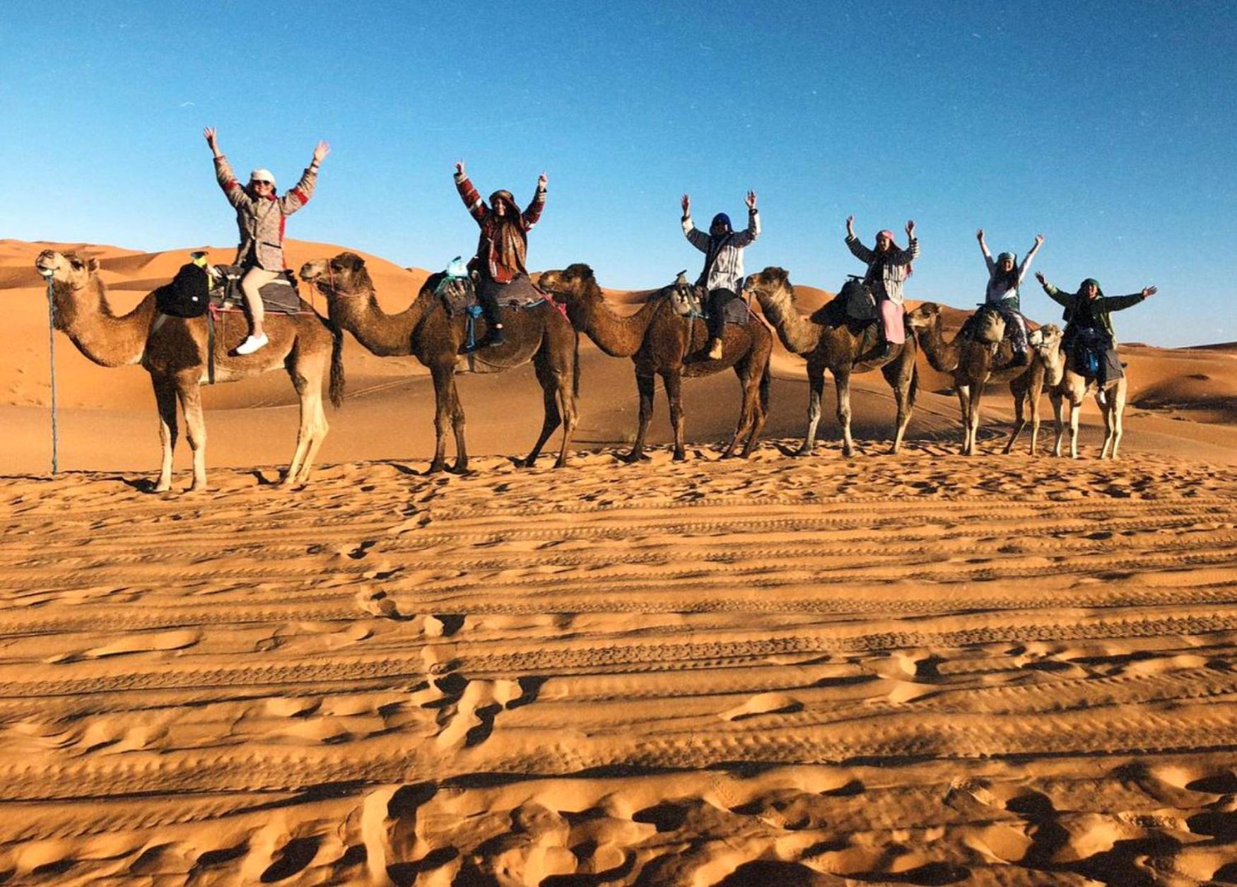 Luxury Bedouin Camp Bed & Breakfast Merzouga Bagian luar foto