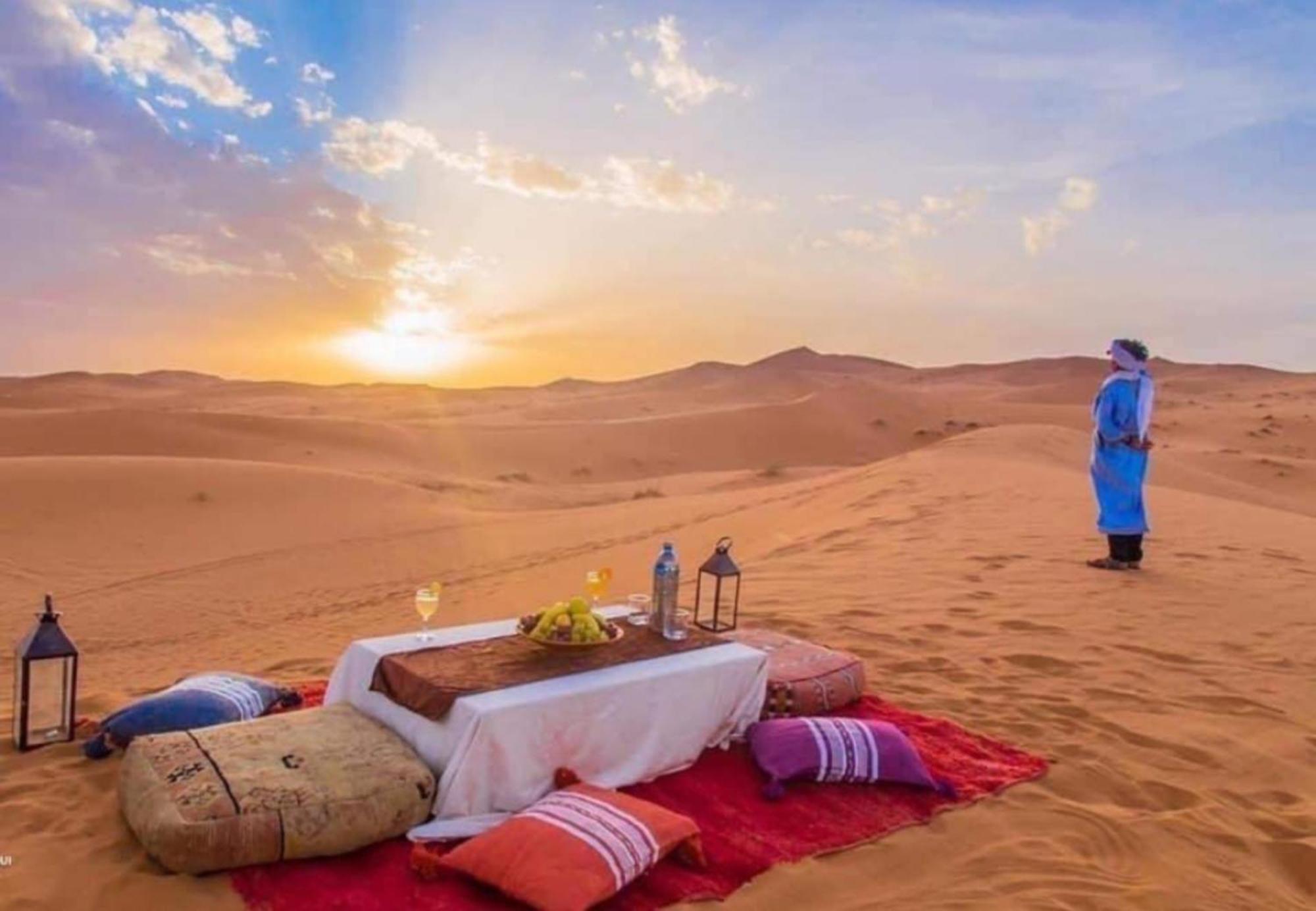 Luxury Bedouin Camp Bed & Breakfast Merzouga Bagian luar foto