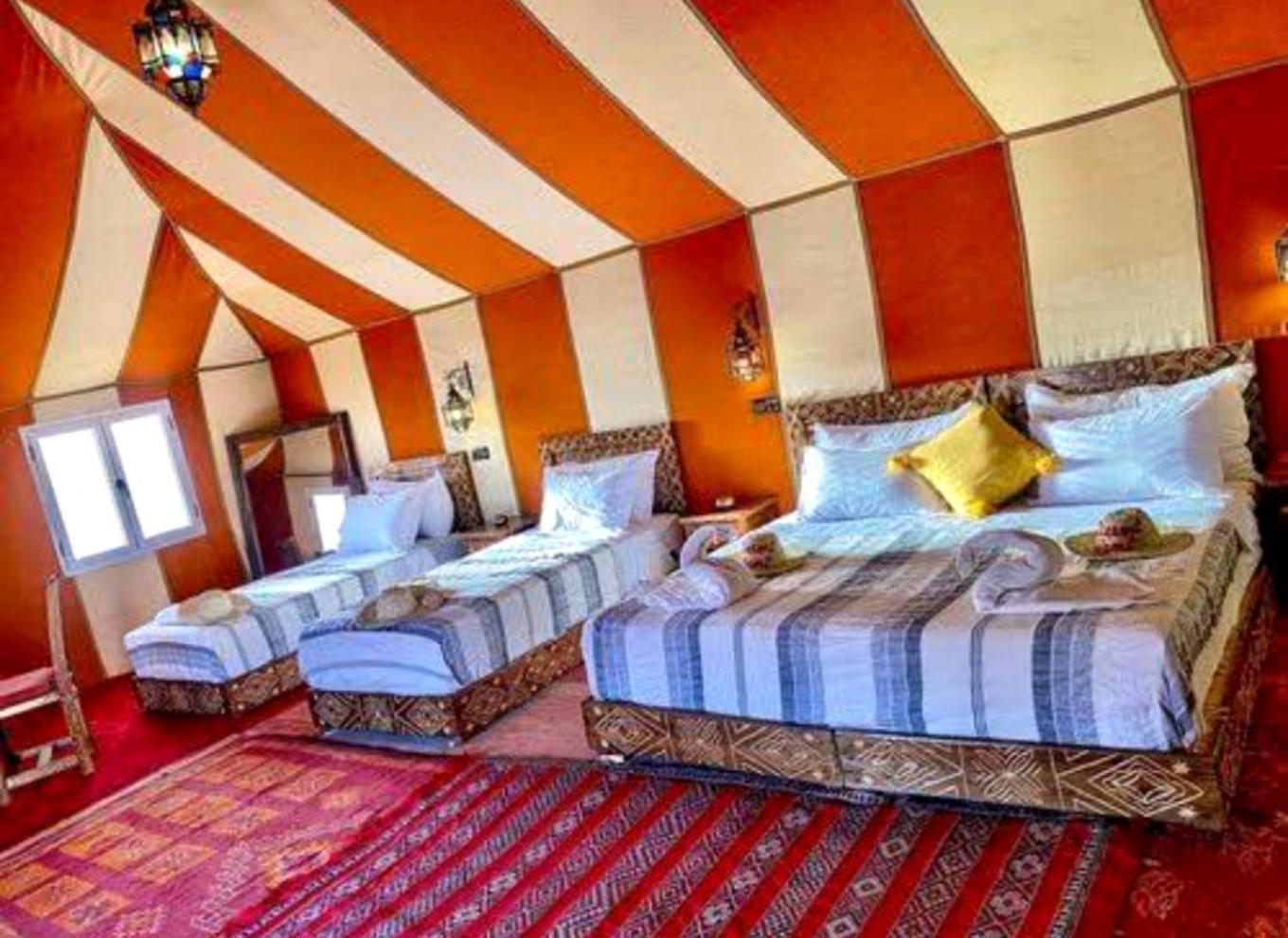 Luxury Bedouin Camp Bed & Breakfast Merzouga Bagian luar foto